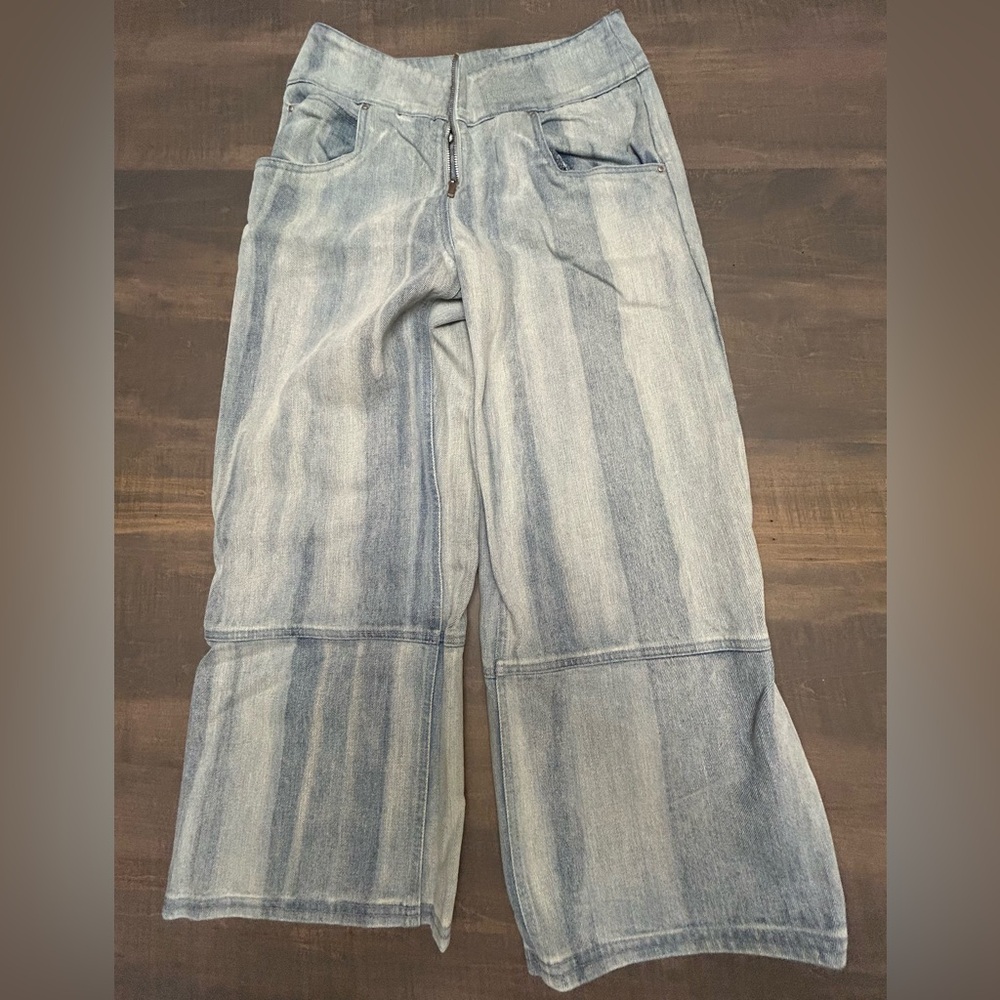 Where Mountains Meet by Anthropologie stripped jeans